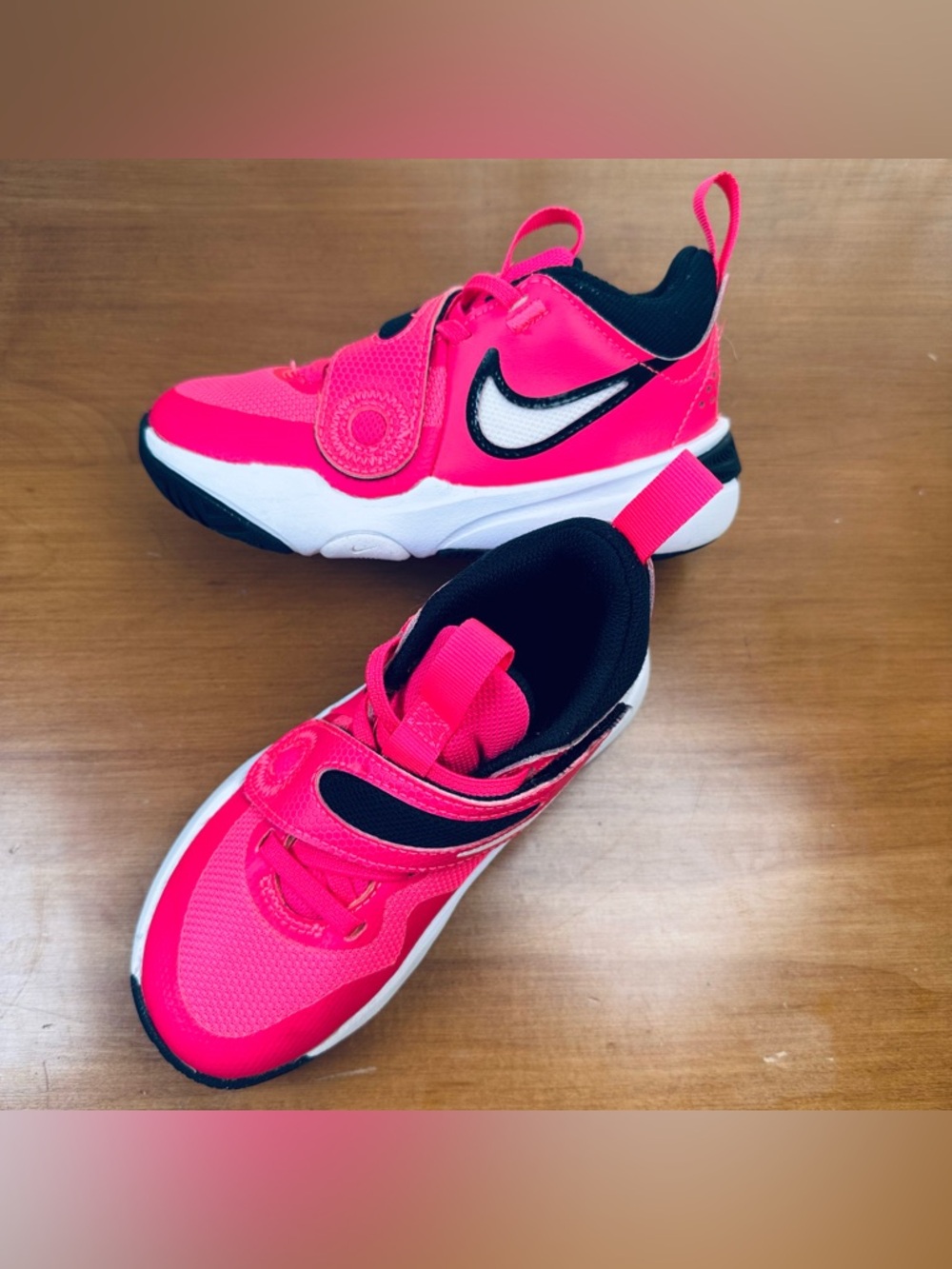Nike Team Hustle D 11 Fierce Pink/White-Black Girls 11C